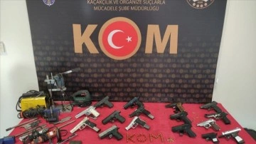 Eskişehir'de silah kaçakçılığı operasyonunda 9 zanlı yakalandı