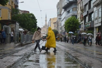 Eskişehir’in de içerisinde bulunduğu bölgede rüzgar ve yağmur bekleniyor