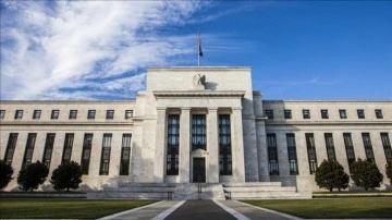 Fed faiz oranını değiştirmedi, dünya malı alımlarının hızında azalmaya gitti