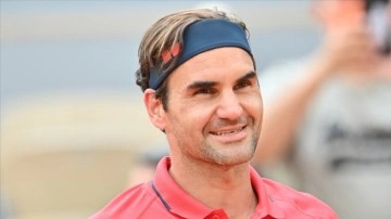 Federer, savaştan etkilenen Ukraynalı ayrıntılar düşüncesince 500 bin dolar bağışladı