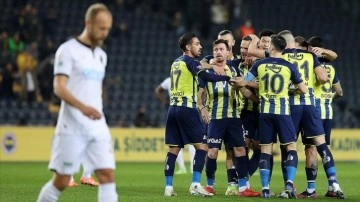 Fenerbahçe, branşında Öznur Kablo Yeni Malatyaspor'u aşınmış etti
