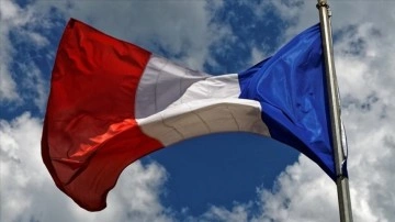Fransa, Ukrayna’ya gönderilmiş olduğu silahlar karşı bilgelik vermekten kaçınıyor