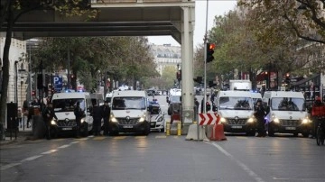 Fransa'da hakim, avukat ve katipler "iş yoğunluğu" dolayısıyla greve gitti