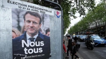 Fransa'da Macron'un ittifakı mecliste bağımsız çoğunluğu sağlayamıyor