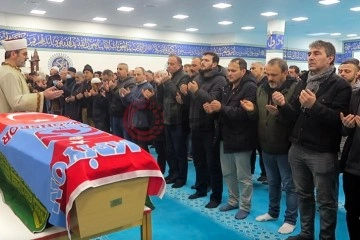 Fransa’da öldürülen 19 yaşındaki Türk gencin cenazesi Türkiye’ye uğurlandı