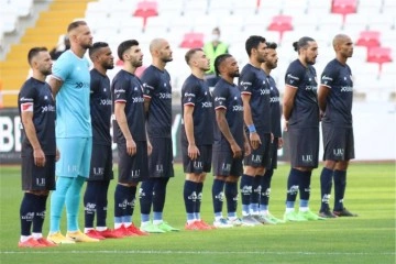FT Antalyaspor, deplasmanda ilk gollerini DG Sivaspor'a attı