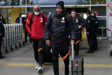 Galatasaray, Antalya’ya geldi