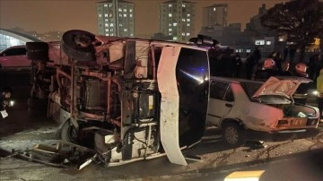 Gaziantep'te devrilen kolluk midibüsündeki 5 vazifeli yaralandı