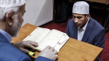 Hafız edinmek düşüncesince İstanbul'a mevrut genç, 3,5 ayda Kur'an'ı ezberledi