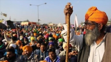 Hindistan’da çiftçiler tarım yasası protestolarına açıklık verecek