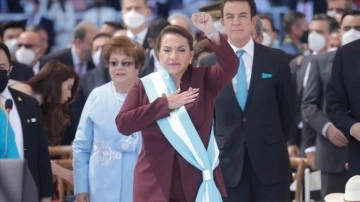 Honduras'ın önce eş Devlet Başkanı Xiomara Castro yemin etti
