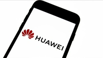 Huawei'in acemi soy sop akıllı telefon serisi, uydu bağlantısı imkanı sunuyor