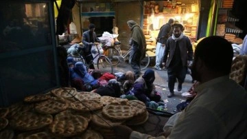 İİT, Afganistan düşüncesince 'insani budala fonu' kurulması kararını onama etti