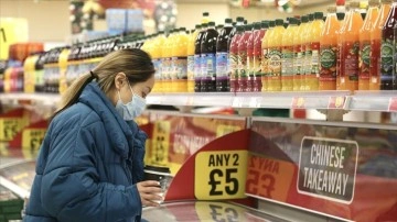 İngiliz market zincirleri hayat pahalılığına için değer indirimine gidiyor