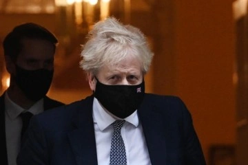 İngiltere Başbakanı Johnson “Partygate” skandalı düşüncesince özür diledi