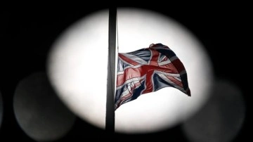 İngiltere hükümeti 'ikinci derslik vatandaşlığı' yasalaştırıyor