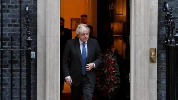 İngiltere'de 'Başbakanlıkta dünkü parti' iddiaları Johnson üstündeki baskıyı artırdı