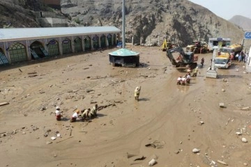 İran’daki sel felaketinde can kaybı 6’ya yükseldi