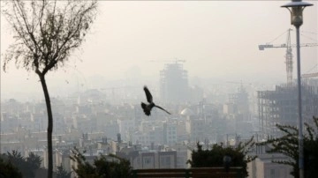 İran’ın birtakımı bölgelerinde hava kirliliği zımnında eğitim devre içi bitmeme edecek