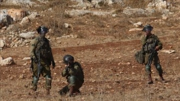İsrail askerleri, karışma altındaki Nablus'ta Filistinli müşterek evladı öldürdü