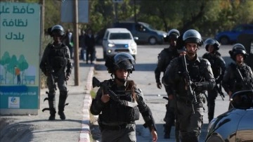 İsrail askerleri Nablus'ta birlikte Filistinliyi öldürdü, ikisini yaraladı