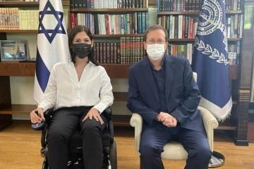 İsrail Enerji Bakanı Elharrar tekerlekli sandalyesi nedeniyle COP26’ya katılamadı