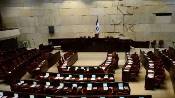İsrail'de 3,5 yıl aradan sonraları geçmiş el yıllık bütçe onama edildi