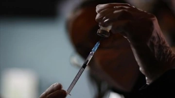 İsrail'de meydana getirilen araştırı 4. doz aşının Omicron'a hakkında 'yeterince çarpıcı olmadığın