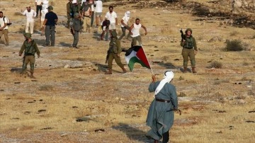 İsrailli emektar komutanlardan 'yerleşimcilerin sertliği 3. intifadaya defa açabilir' uyarısı