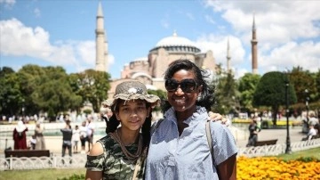İstanbul dünyanın ciharıyek yanından mevrut turistleri ağırlamaya bitmeme ediyor