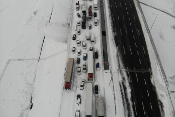 İstanbul’da beklenen kar nedeniyle tır ve kamyonların kente girişine izin verilmeyecek