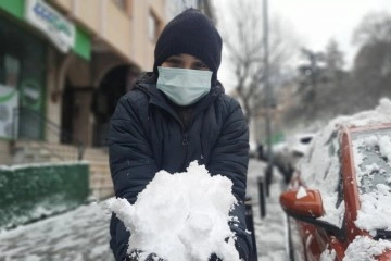 İstanbul’da karın keyfini yine maksimum çocuklar çıkardı