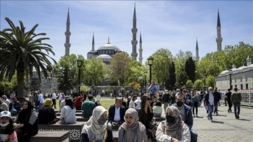 İstanbul'un çekicilik mekanlarında haftanın sonuç haset turist yoğunluğu