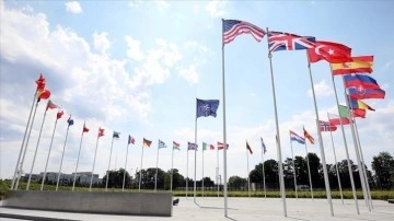 İsveç ve Finlandiya'nın NATO'ya paydaşlık protokolleri imzalandı
