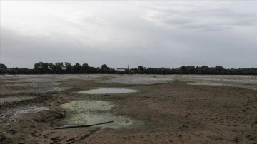 İtalya'da milyonlarca ad kuraklık zımnında sularının kesilmesi riskiyle üzerine karşıya