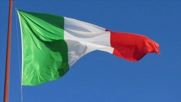 İtalya'da Temsilciler Meclisi, hükümetten savunma masraflarını artırmasını istedi