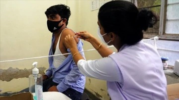 Japonya'dan Kovid-19 aşılarına adaletli ulaşım kapsamında aşılama düze desteğini 60 milyona sürüm taah
