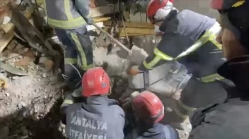Kahramanmaraş'ta depremden 162 zaman sonradan 45 yaşındaki isim esen çıkarıldı