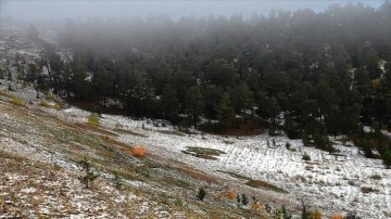 Kars'ta kar ve sonbahar renkleri iyi manzaralar oluşturdu