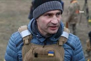 Kiev Belediye Başkanı Kliçko: 'Savaşçılarımız başkenti korumaya hazır'