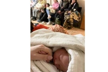 Kiev'deki sığınakta bir bebek doğdu