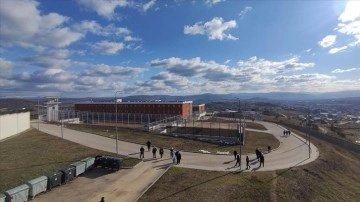 Kosova, Danimarka ile 300 yabanlık delik hücresini isticar etmek düşüncesince barışma imzaladı