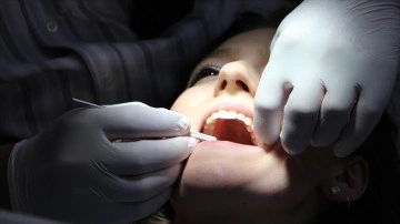 Kovid-19 sürecinde ağız ve diş sağlığına özen edilmesi uyarısı