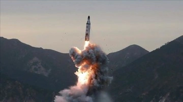 Kuzey Kore şark kıyısı açıklarına 'şüpheli' müşterek roket fırlattı