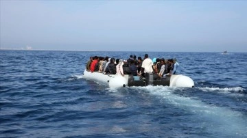 Libya açıklarında minimum 75 göçmen boğularak öldü