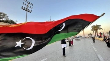 Libya Seçim Komisyonu cumhur reisi adaylarından birisini 'askeri güç' kullanmakla suçladı