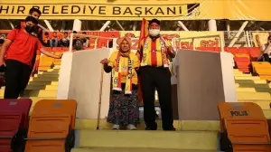 'Maço Baba' ve 'Fatma Nine' Yeni Malatyaspor'la tekrar buluşmanın mutluluğu