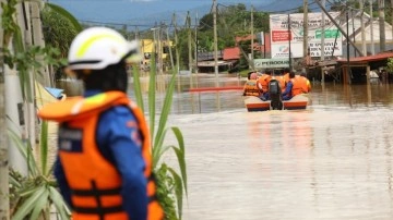 Malezya'daki sel felaketinde 14 isim yaşamını kaybetti