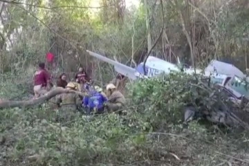 Meksika’da küçük uçak düştü: 2 yaralı
