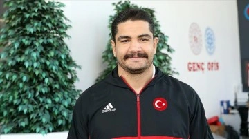 Milli pehlivan Taha Akgül'ün amacı 10. kat Avrupa şampiyonluğu